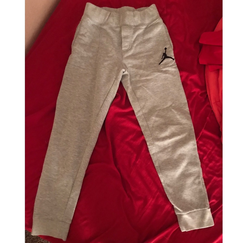 Jordan Sweats Youth Large